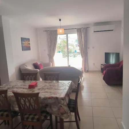 3 Bedroom Affordable In With Communal Pool