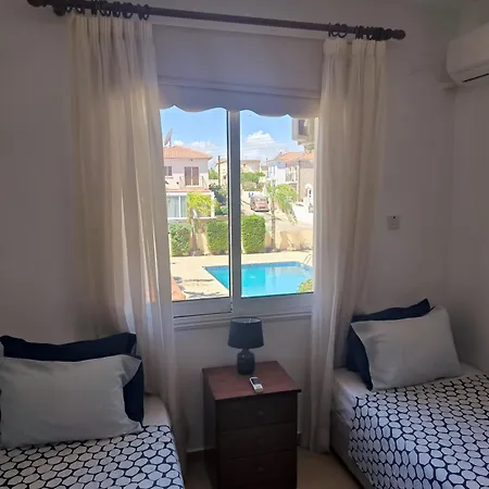 3 Bedroom Affordable In With Communal Pool * Voroklini