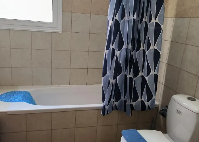 Appartamento 3 Bedroom Affordable In With Communal Pool