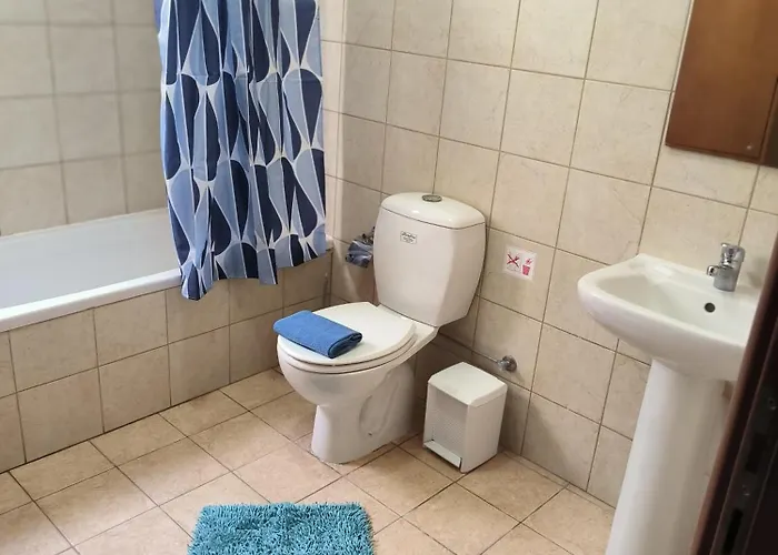 Appartamento 3 Bedroom Affordable In With Communal Pool