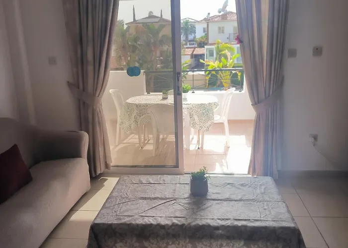 3 Bedroom Affordable In With Communal Pool Appartamento Voroklini