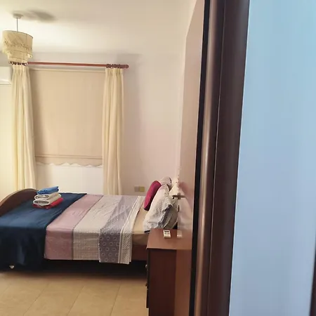 3 Bedroom Affordable In With Communal Pool Apartment