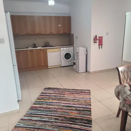 3 Bedroom Affordable In With Communal Pool Apartamento *