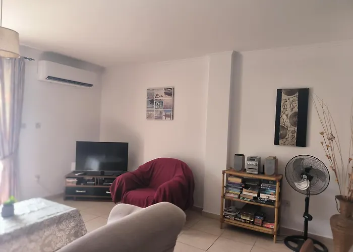 Apartmán 3 Bedroom Affordable In With Communal Pool Voroklini