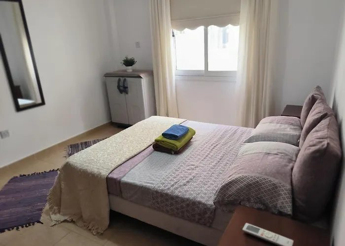 3 Bedroom Affordable In With Communal Pool Voroklini